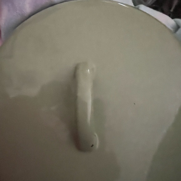 Vintage avacdo Olive Green Enamelware Fry Pan with Black Trim, White Interior - Picture 6 of 16